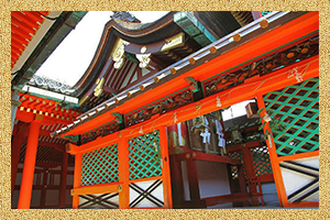 摂社武内社本殿